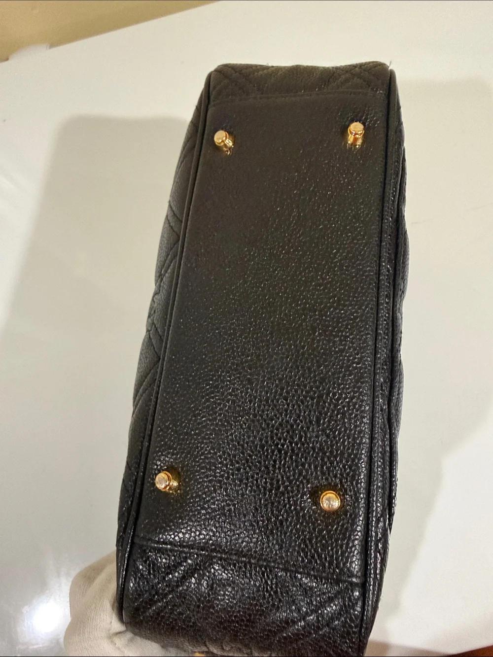 MetroCity Genuine CAVIAR Leather black quilted handbag - Tassel Accent
